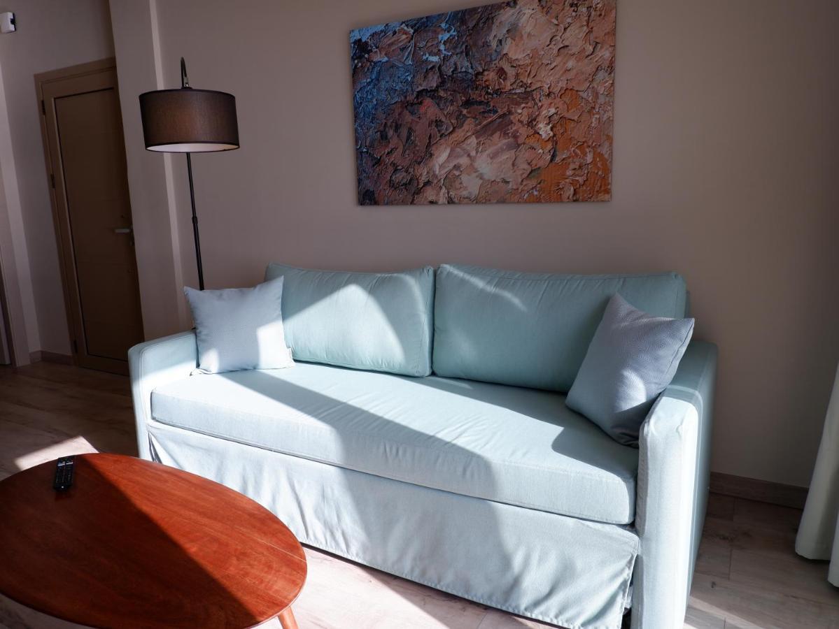 Kaiser Luxury Suites Ahílio Kültér fotó