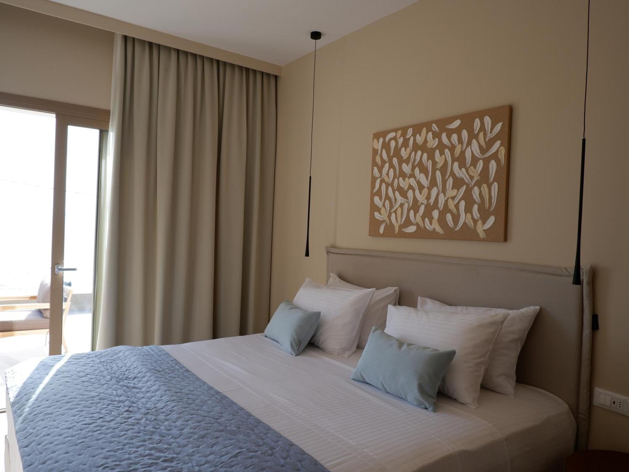 Kaiser Luxury Suites Ahílio Kültér fotó