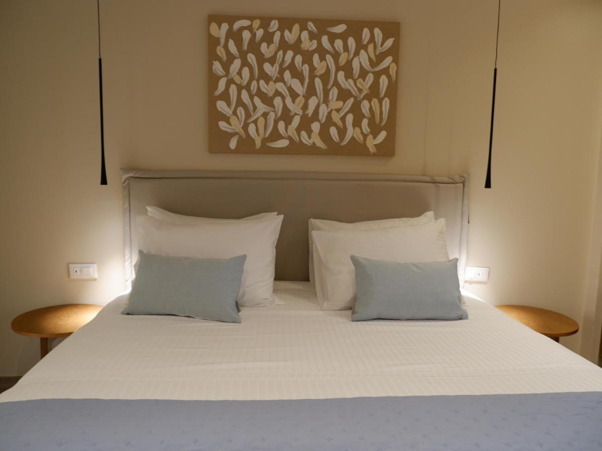 Kaiser Luxury Suites Ahílio Kültér fotó