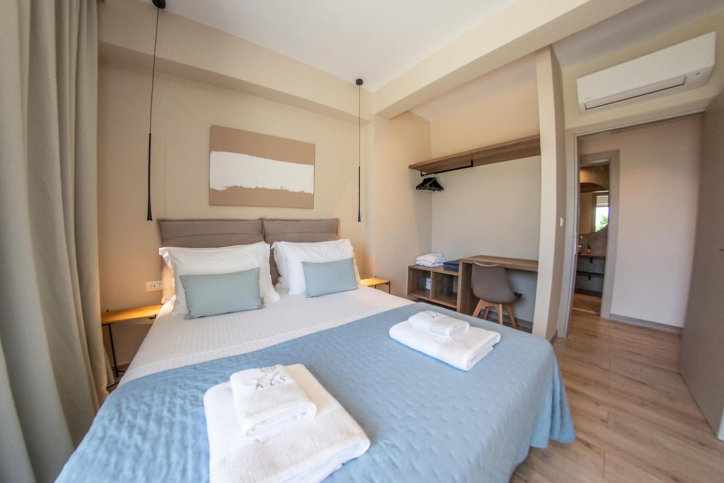 Kaiser Luxury Suites Ahílio Kültér fotó