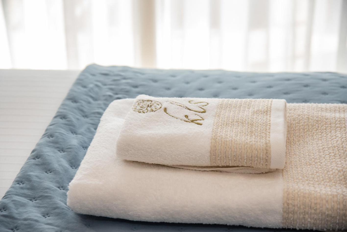 Kaiser Luxury Suites Ahílio Kültér fotó