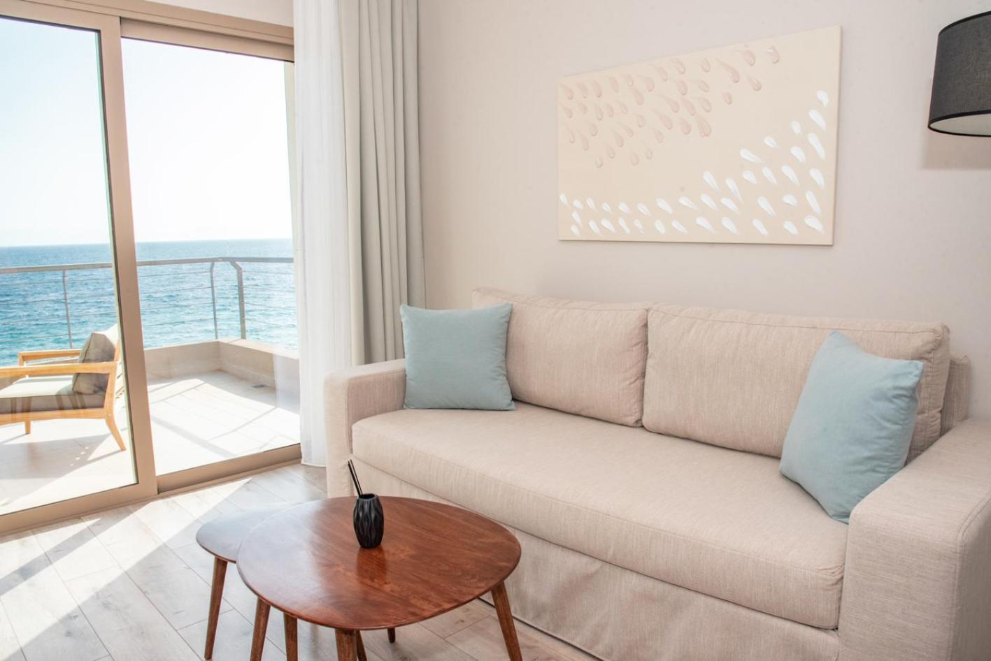 Kaiser Luxury Suites Ahílio Kültér fotó