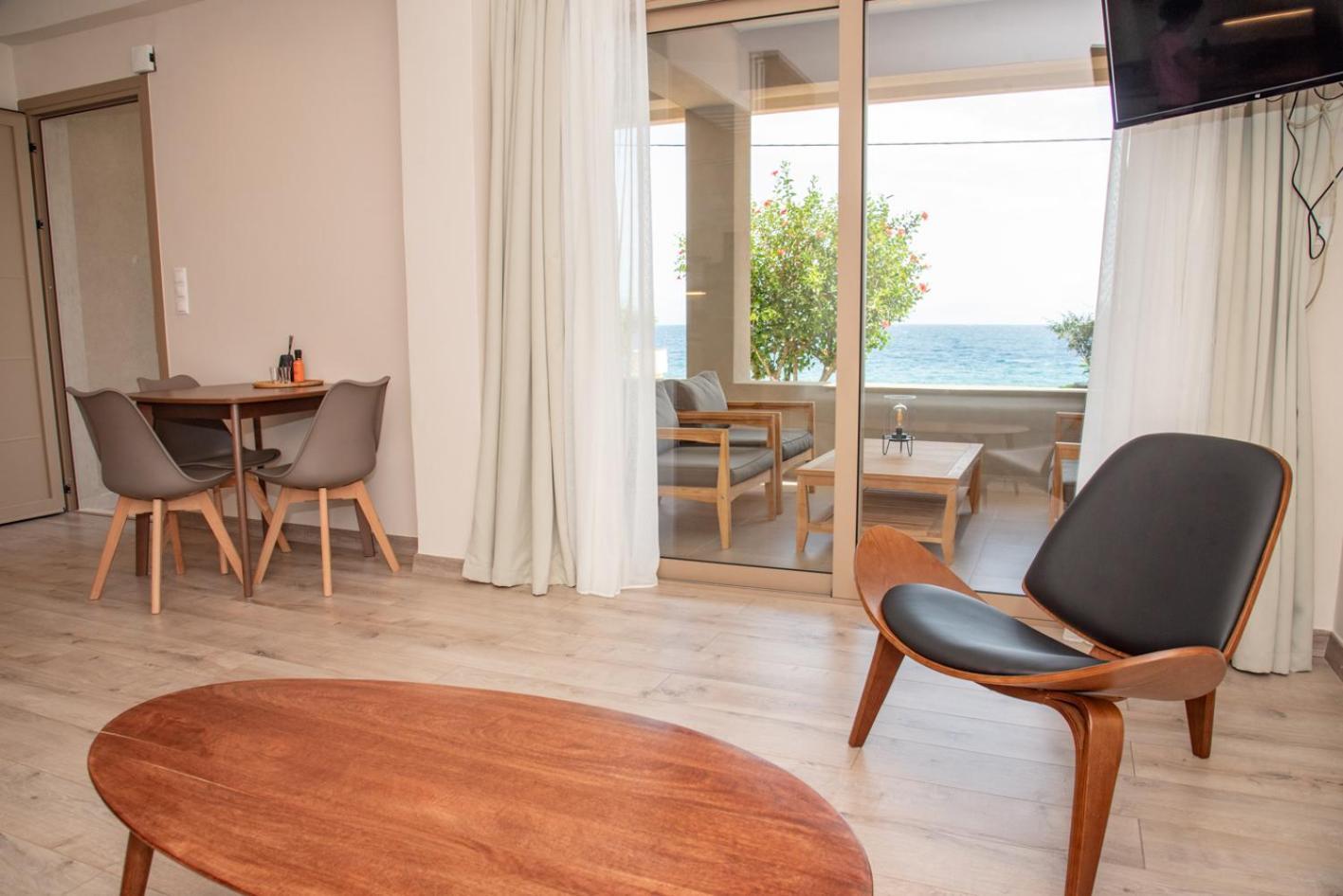 Kaiser Luxury Suites Ahílio Kültér fotó